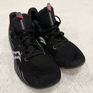 Men's Saucony Havok XC 3 cross-country running shoes in size 9.